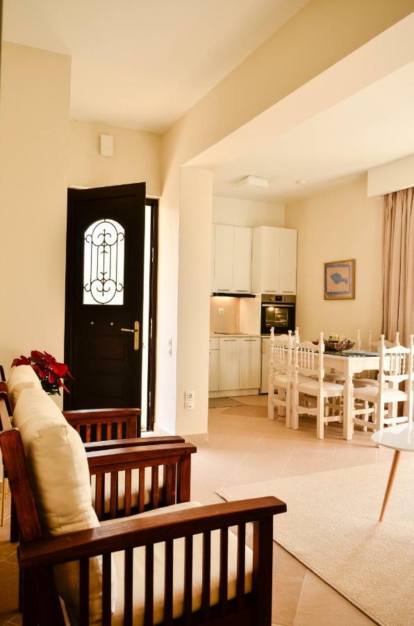 Apartamento Sunrays Housing Kalamata Exterior foto